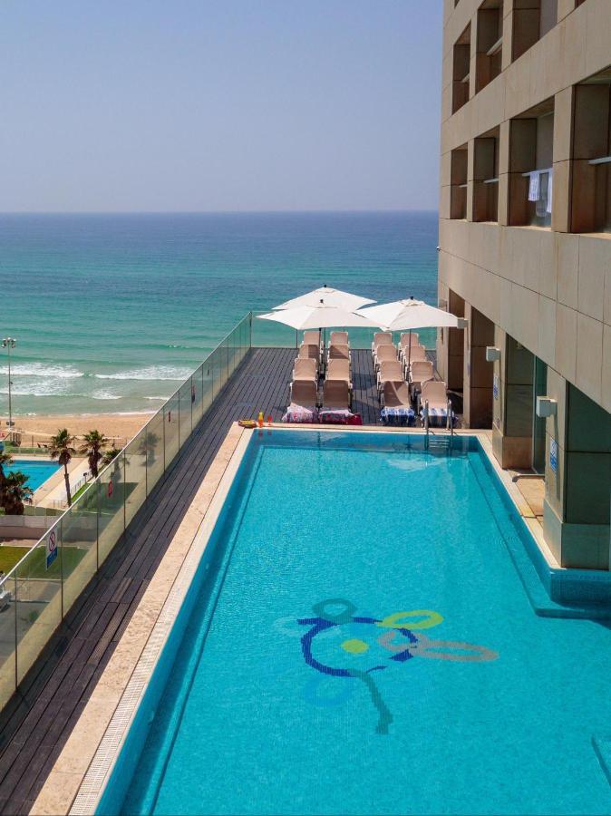 Amazing Suite On The Sea-סוויטה מדהימה על הים Bat Yam Buitenkant foto